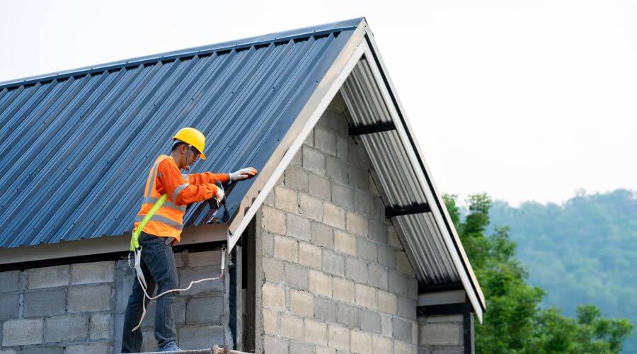 Professional gutter cleaning in Danville, NH